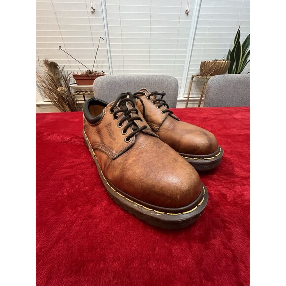 Dr. Martens 8053 9 Crazy Horse Leather Casual Shoes dark brown main image 4
